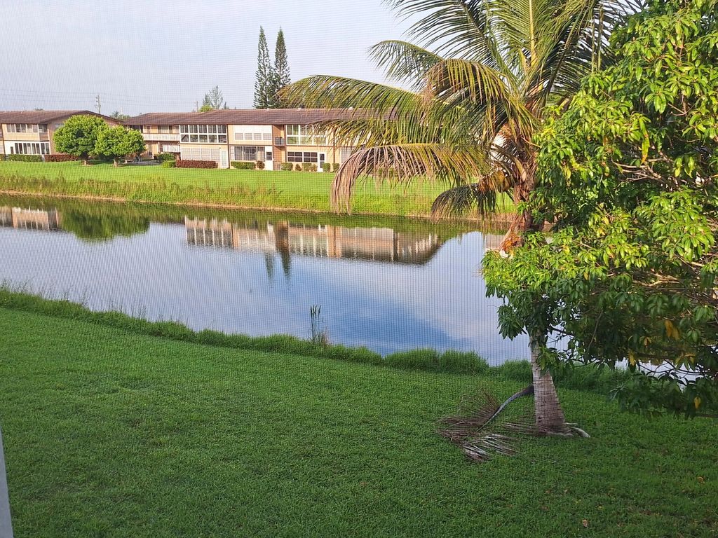 252 Bedford J, West Palm Beach