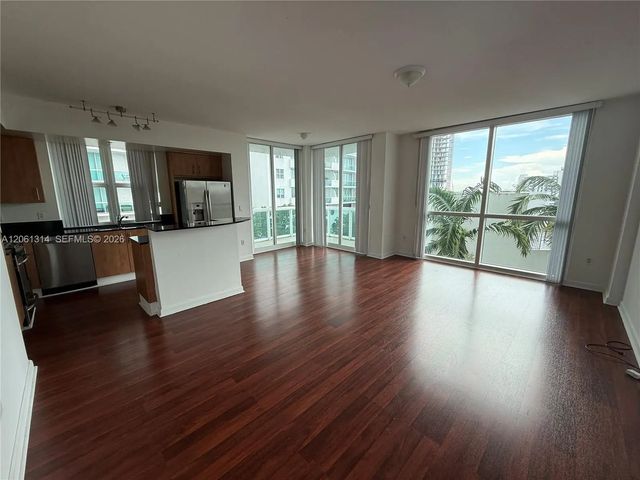 3 of 16 - 7910 Harbor Island #510, North Bay Village, FL