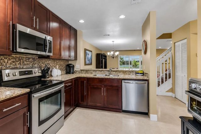4 of 35 - 20822 Nw 2nd Street, Pembroke Pines, FL