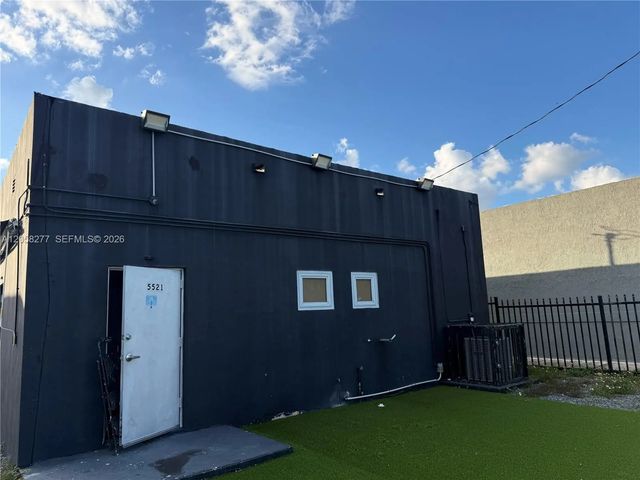 4 of 14 - 5521 Nw 7th Avenue, Miami, FL