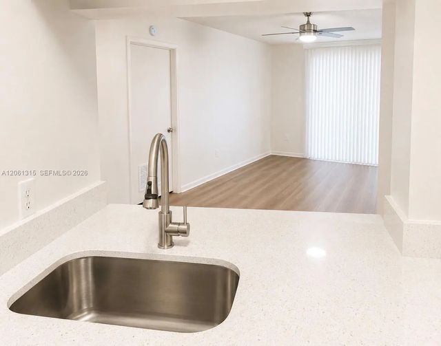 3 of 12 - 102 Sw 6th Avenue #507, Miami, FL