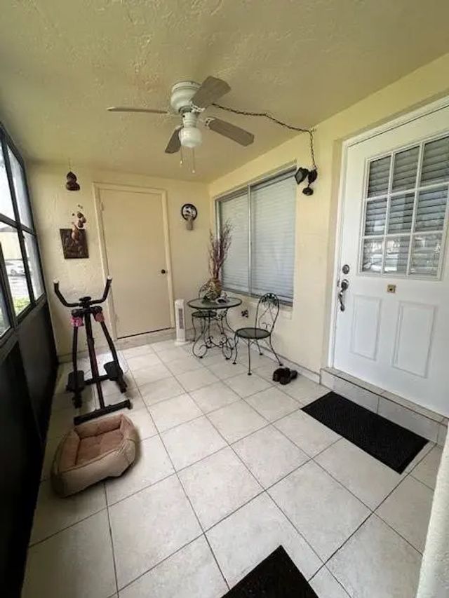 3 of 40 - 325 Knotty Pine Circle #a-1, Greenacres, FL
