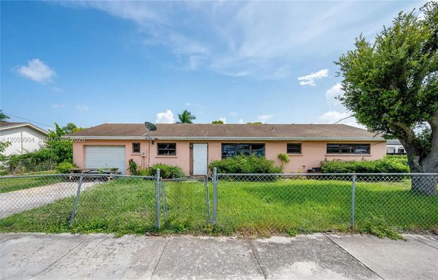 2 of 9 - 822 Nw 15th Street, Homestead, FL
