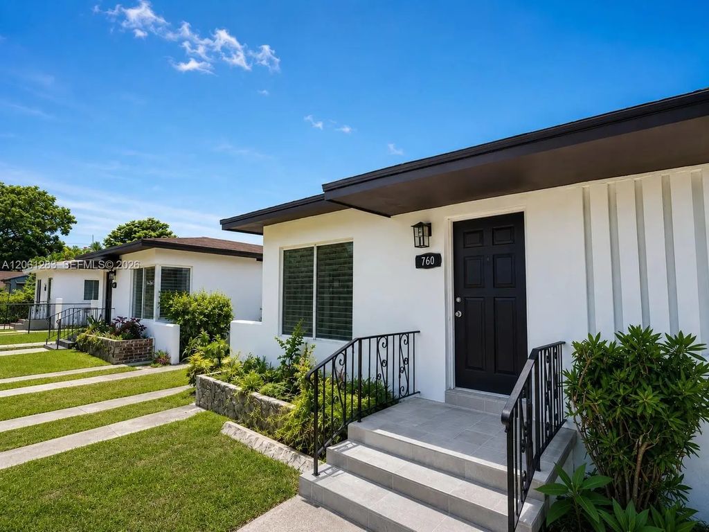 760-762 Nw 52nd Street, Miami
