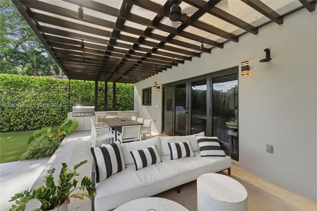 5 of 38 - 251 Ne 95th Street, Miami Shores, FL