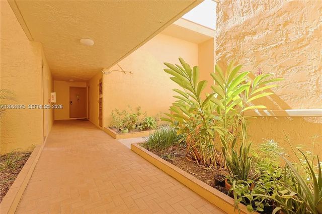 3 of 22 - 9340 W Flagler Street #104b, Miami, FL