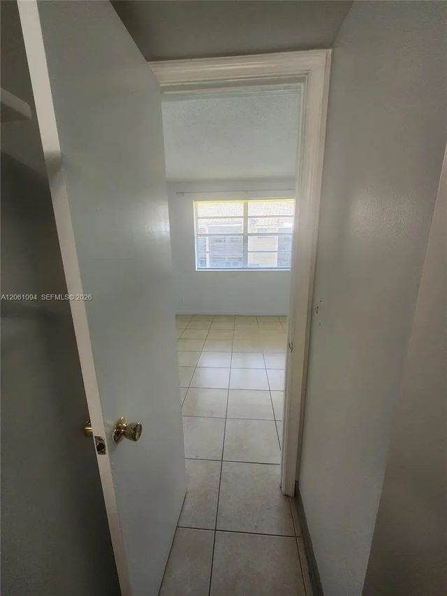 5 of 35 - 10004 Twin Lakes Drive #36-f, Coral Springs, FL