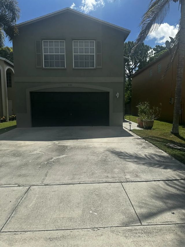 4140 Pine Hollow Circle, Greenacres