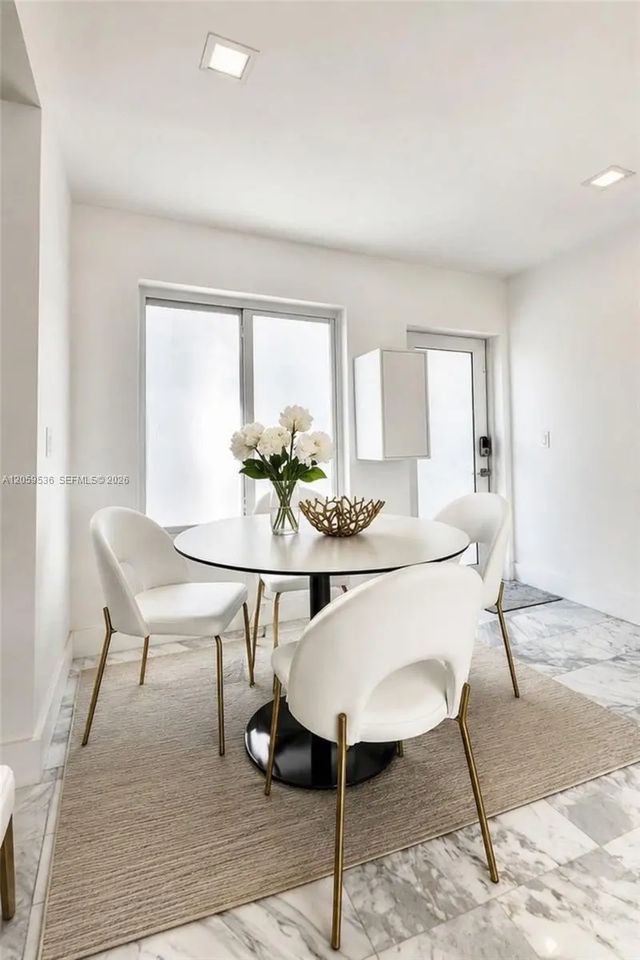3 of 9 - 1150 Euclid Avenue #306, Miami Beach, FL