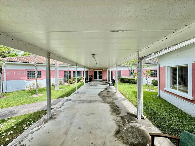 3 of 15 - 778 W Palm Drive, Florida City, FL