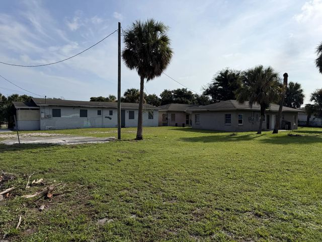 438 N 15th Street #1 & 2, Fort Pierce