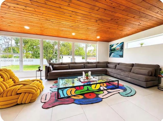 134 Ne 117 Street, Miami