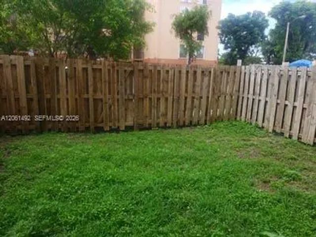 5 of 9 - 5625 W 20th Avenue #113, Hialeah, FL