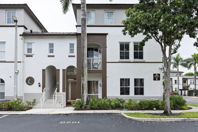 2 of 28 - 4331 Sw 160th Avenue #103, Miramar, FL