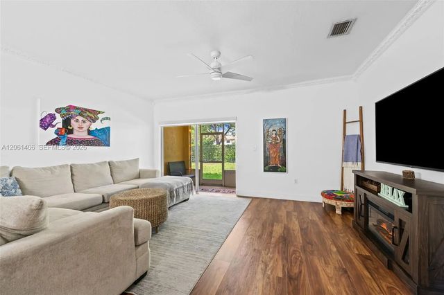 5 of 27 - 5577 Monte Carlo Place, Margate, FL