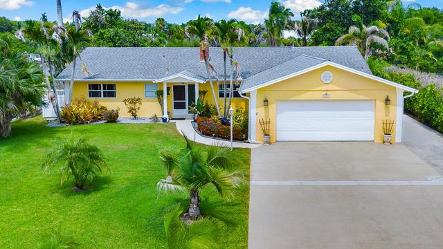 622 Sw Pine Tree Lane, Palm City