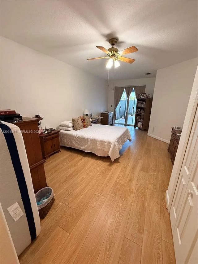 5 of 35 - 15462 Sw 39th Street, Miami, FL