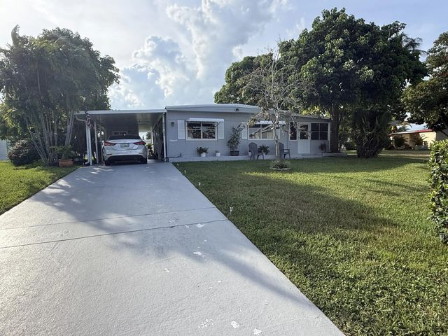4393 Kings Row, Boynton Beach