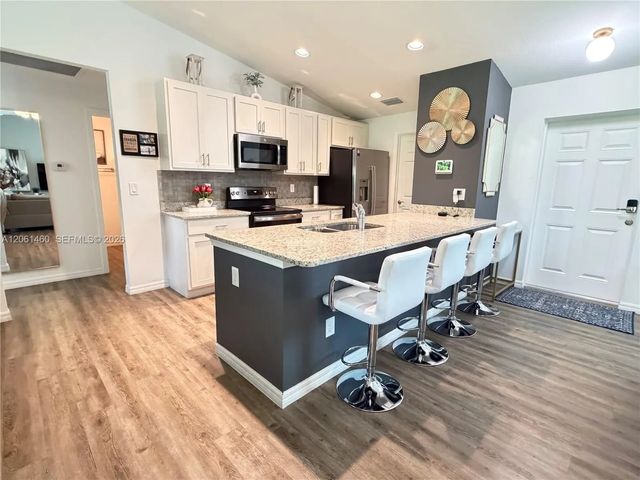 3 of 32 - 3006 Base Court, LaBelle, FL