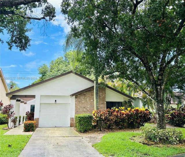 2 of 22 - 2560 Calamondin Circle, Coconut Creek, FL