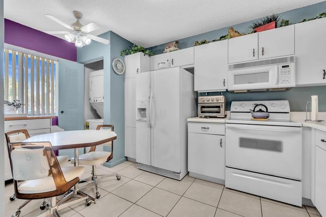 5 of 67 - 9560 Weldon Circle #j110, Tamarac, FL