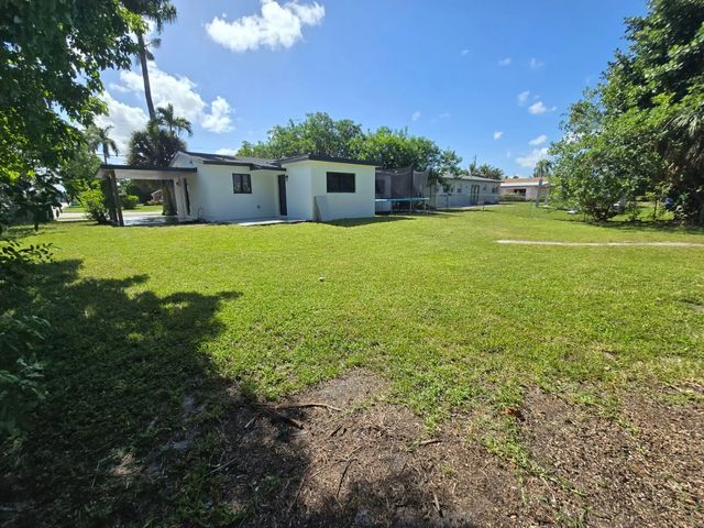 5 of 46 - 20520 Nw 26th Court, Miami Gardens, FL