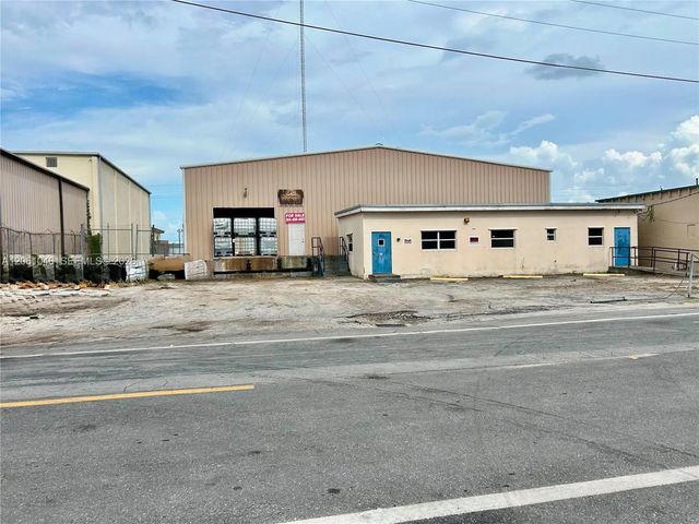 909 Nw 13th Street, Belle Glade