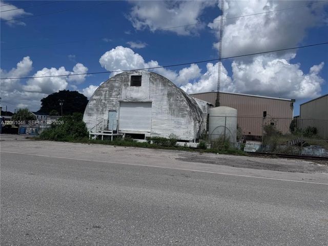 4 of 8 - 909 Nw 13th Street, Belle Glade, FL