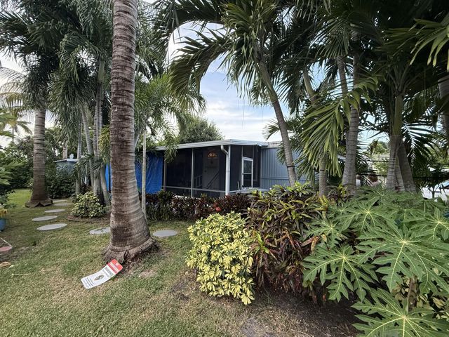 2207 Nw 14th Avenue #lot 528, Boynton Beach