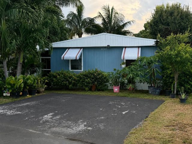 2 of 17 - 2207 Nw 14th Avenue #lot 528, Boynton Beach, FL