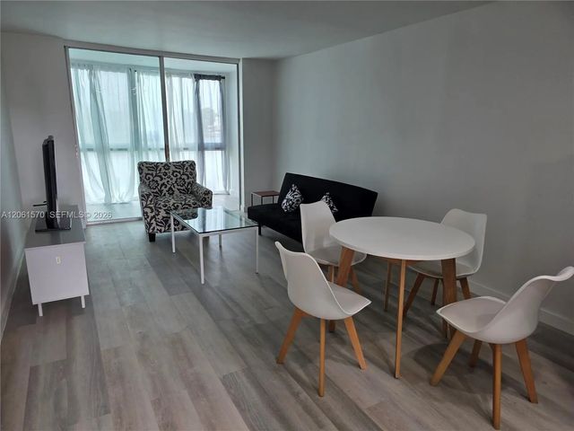2 of 20 - 2931 E Sunrise Lakes Drive #205, Sunrise, FL