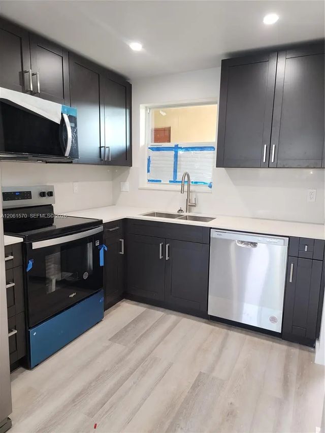 4 of 20 - 2931 E Sunrise Lakes Drive #205, Sunrise, FL