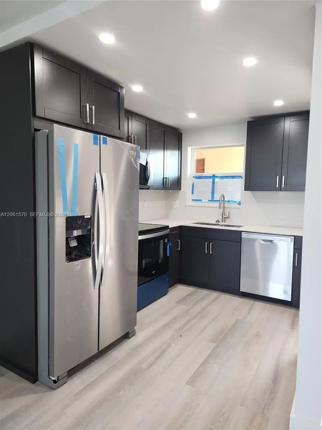 5 of 20 - 2931 E Sunrise Lakes Drive #205, Sunrise, FL