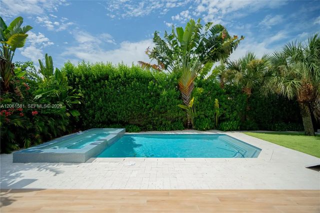 4 of 49 - 8995 Nw 161st Terrace, Miami Lakes, FL