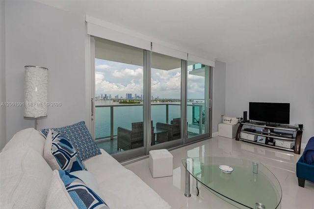5 of 22 - 1000 West Avenue #1220, Miami Beach, FL