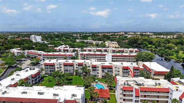 2 of 14 - 3531 Inverrary Drive #101, Lauderhill, FL