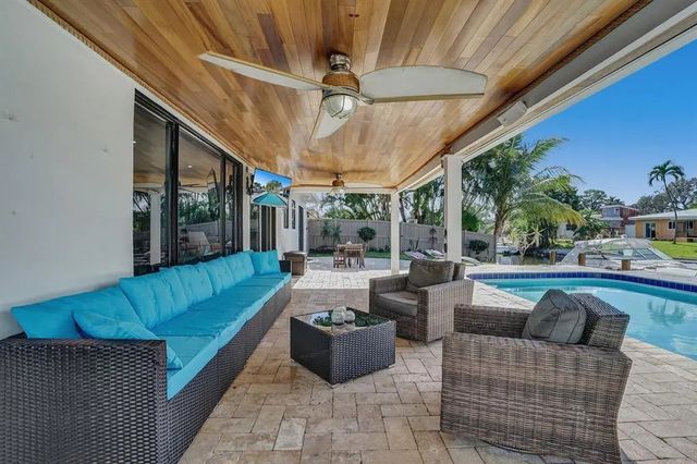 4 of 24 - 1701 Sw 22nd Avenue, Fort Lauderdale, FL