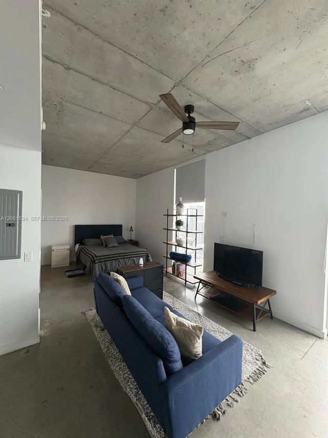4 of 20 - 151 Se 1st Street #3404, Miami, FL