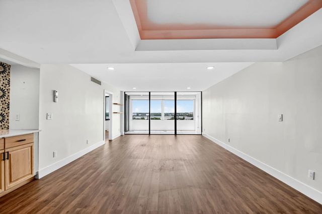 5 of 52 - 3589 S Ocean Boulevard #909, South Palm Beach, FL