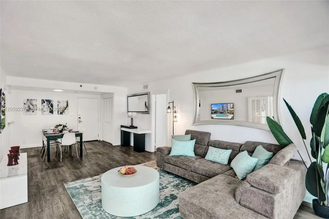 N/A, Miami Beach