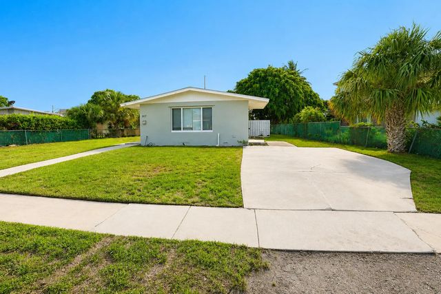 4 of 26 - 807 Handy Ave Avenue, West Palm Beach, FL