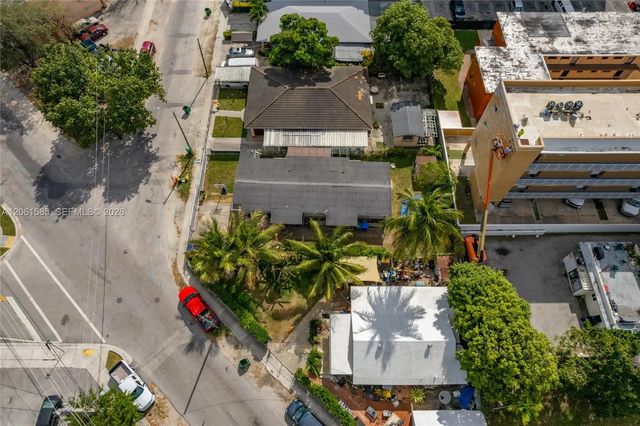 5 of 14 - 1552 Nw 15th Avenue, Miami, FL