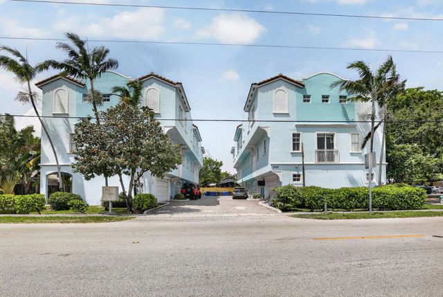2 of 48 - 1705 Johnson Street #c, Hollywood, FL
