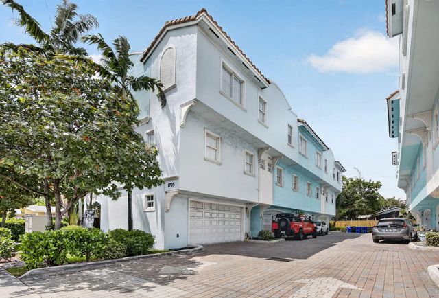 5 of 48 - 1705 Johnson Street #c, Hollywood, FL