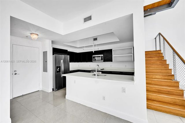 3 of 52 - 90 Sw 3rd Street #ph-17, Miami, FL