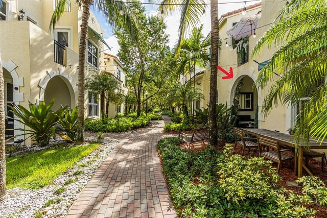 12467 Nw 17th Court, Pembroke Pines