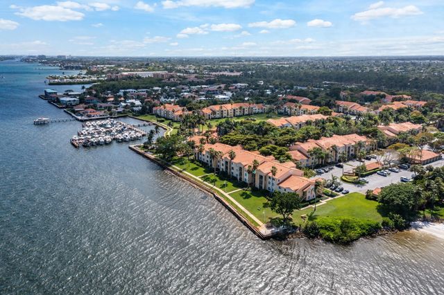 131 Yacht Club Way #307, Hypoluxo
