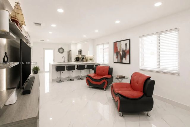 3 of 27 - 26230 Sw 135th Avenue, Homestead, FL