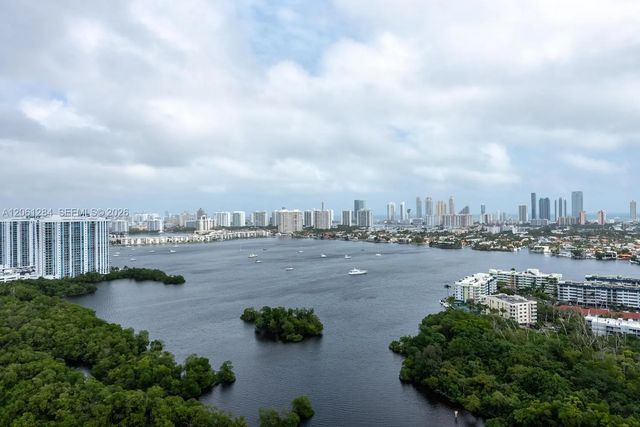 2 of 32 - 16385 Biscayne Boulevard #2904, North Miami Beach, FL