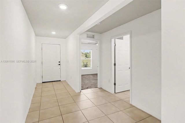 3 of 18 - 5003 Pinetree Lane, LaBelle, FL